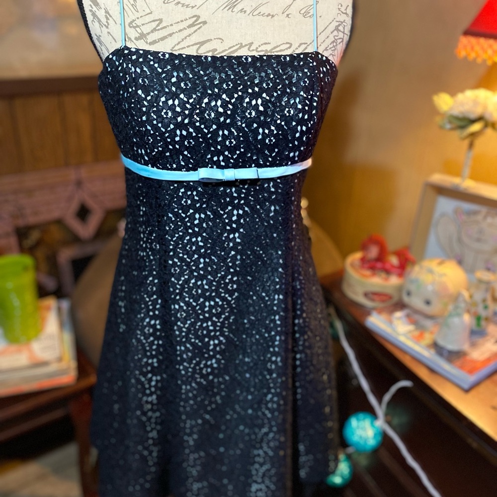 BETSY & ADAM dress in new condition
